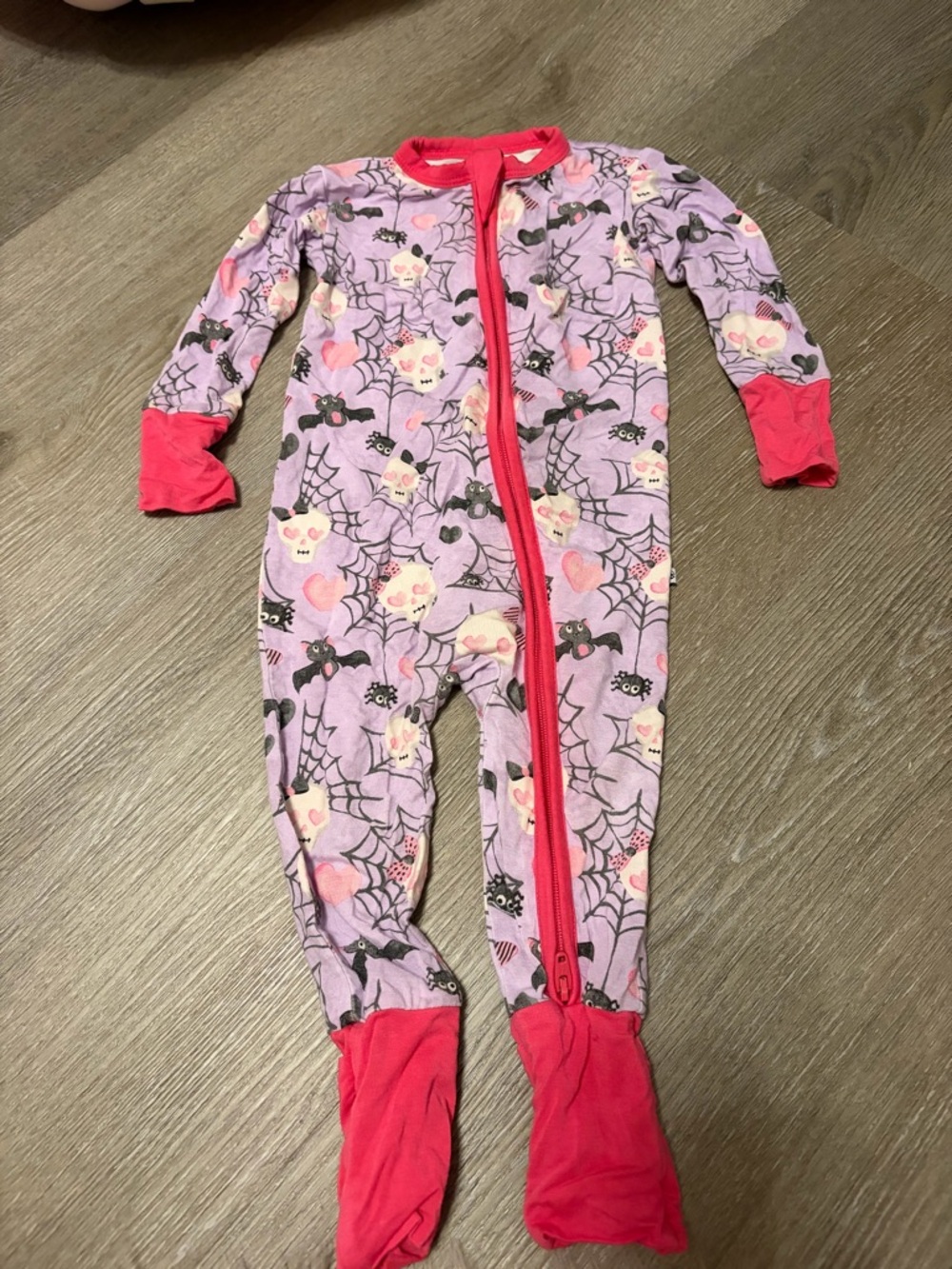 Birdie bean Halloween skull/bat footie zippy pajama 3-6months